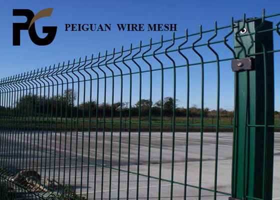 Commercial Playgrounds Green V Mesh Wire Fencing Vinyl Coated