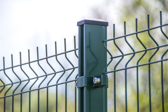 2.3m*2.5m tall stable and stronger 100% hot dip-galvanized V mesh security fencing