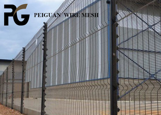 12.7x76.2mm Black Anti Climb Fencing Panels Low Carbon Steel Wire