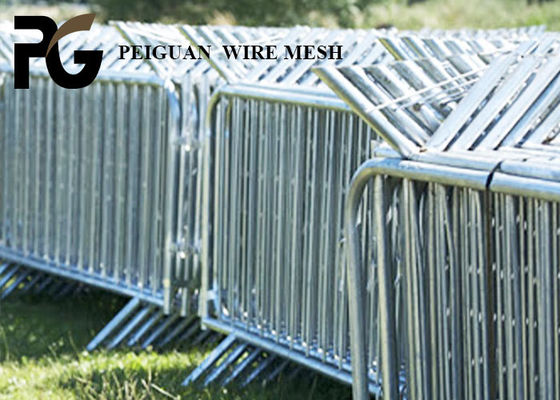 PVC Coated Crowd Control Barricades 3mm Wire Diameter