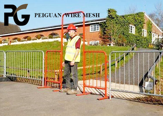Steel Pedestrian Crowd Control Barriers , Easily Assembled Crowd Control Gates