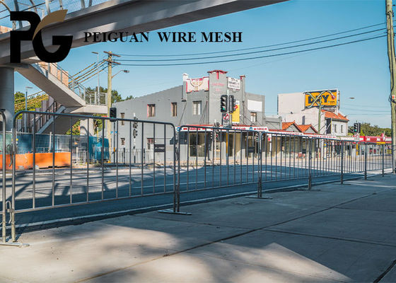 1m Galvanized Steel Crowd Control Barriers For Sports