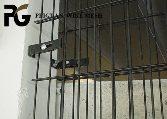 PVC Coated 868 Twin Wire Mesh Fencing