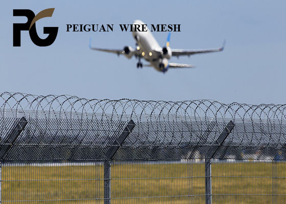 Square Hole Barbed Razor Wire Fencing 5mm Low Carbon Steel Wire