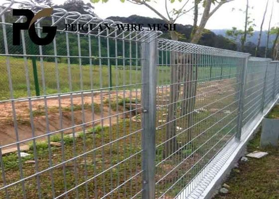 4mm Galvanised Welded Mesh Fencing For Residential Safety