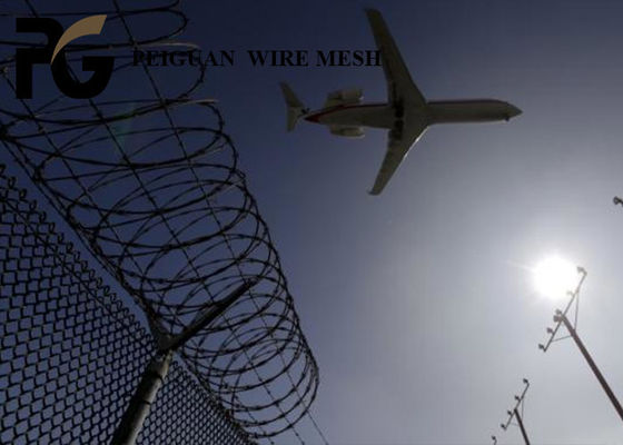 Eco Friendly 1.8m Airport Security Fencing Hot Dipped Galvanized