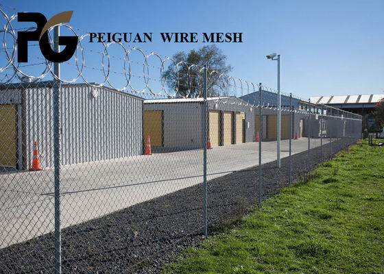 Powder Coated 4mm Home Security Fencing With Spikes