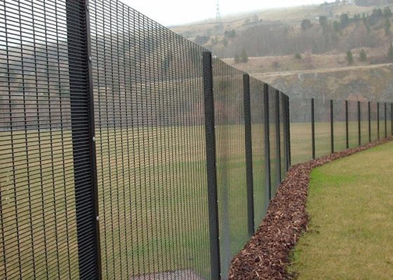 Powder Coated 358 12.7x76.2mm Anti Climb Security Fencing